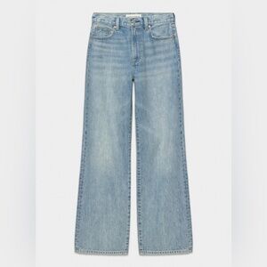 Aritzia Denim Forum
The Farrah Hi-rise Wide Jean